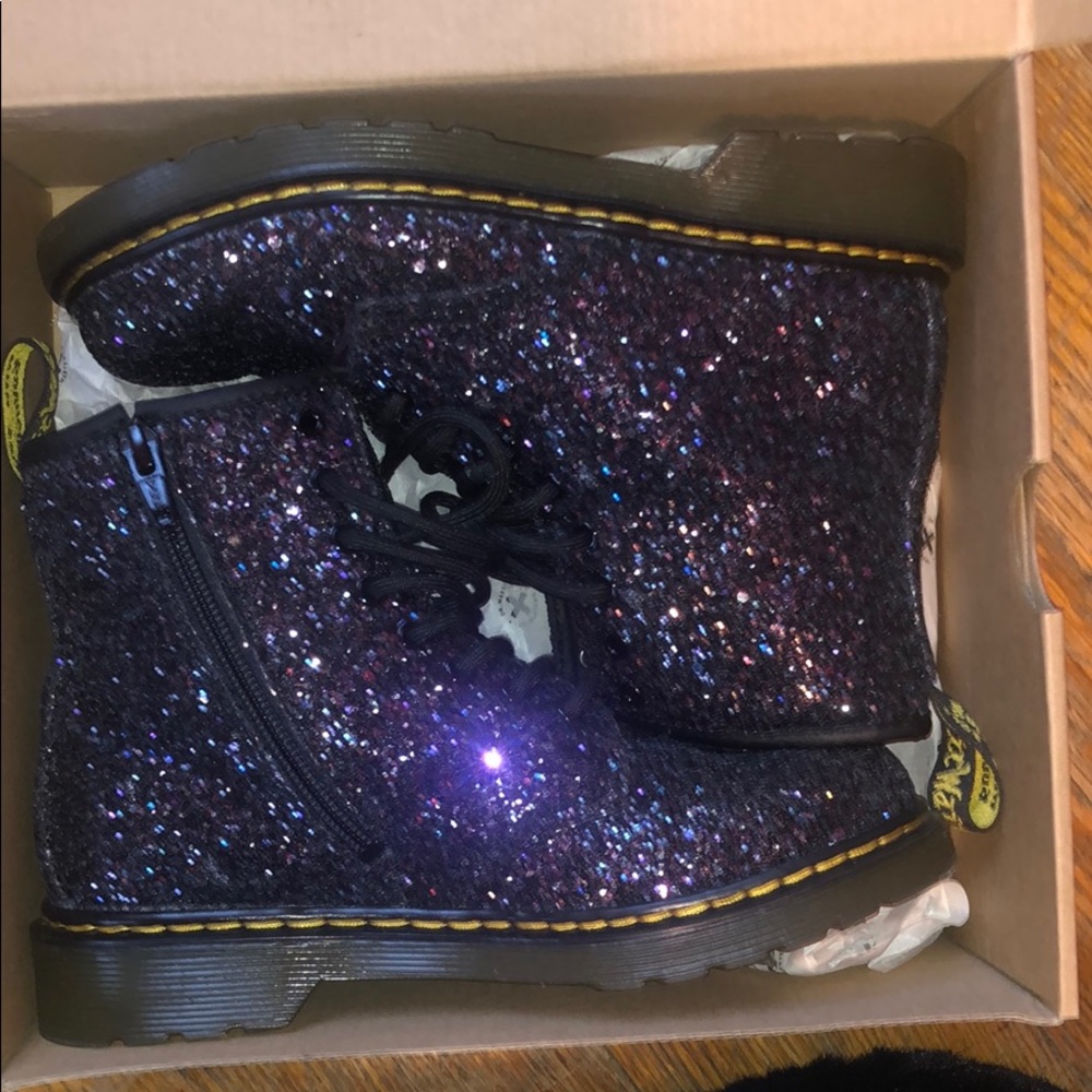 Girls Dr Martens